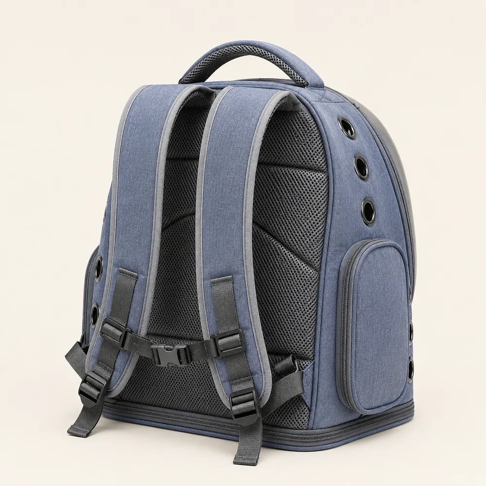 Le sac à dos vu de dos : deux bretelles rembourrées, dos en résille et poignée supérieure